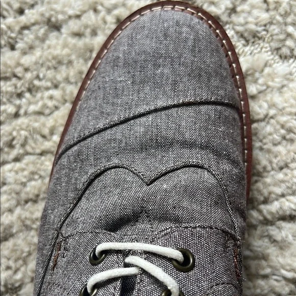 Toms Brown and White Canvas Oxfords with Minimalist Design Size 11 - Picture 10 of 10